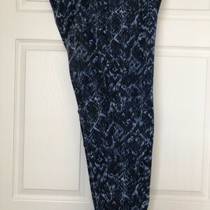 Chico's Navy and Aqua Patterned Leggings
